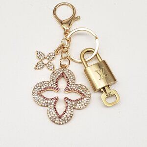 Authentic Louis Vuitton Lock & Key with Unbranded Pink Floral Clover Keychain